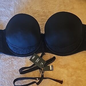 Torrid 40D Black Lace Strapless Bra